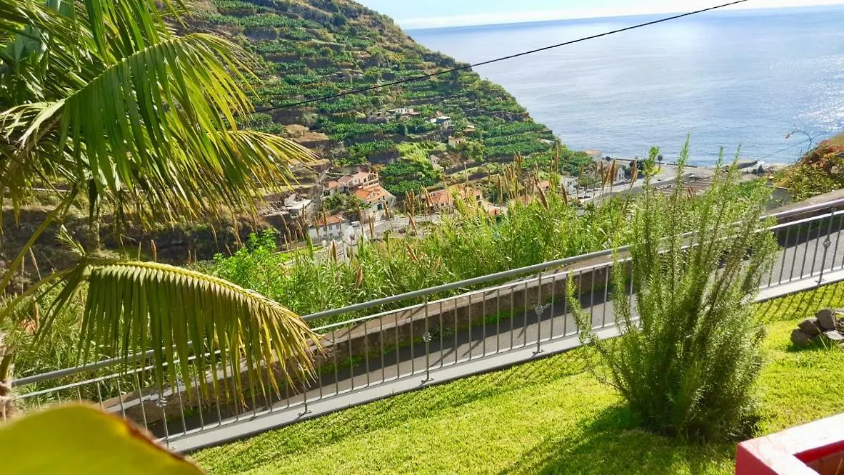 Pink House Apartment Ponta do Sol
