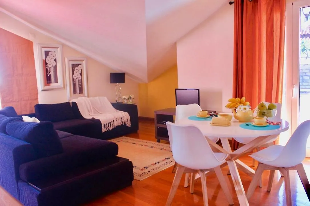 Pink House Apartment Ponta do Sol  Ponta do Sol (Madeira)
